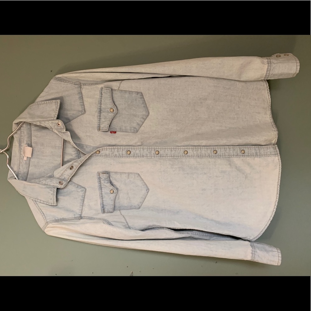 Levi's Ultimate Western Light-wash Denim Shirt